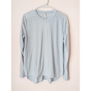 Under Armour Women's medium Green Long Sleeve Open Back Tee Split Side Hem
